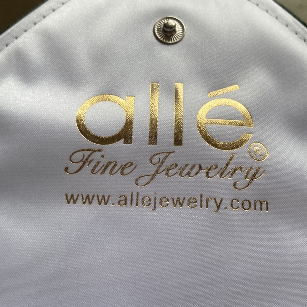 Allé Fine Jewelry Floral Inspired Necklace With Matching Earrings - Picture 10 of 10